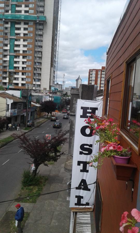 טמוקו Hostal Iros מראה חיצוני תמונה
