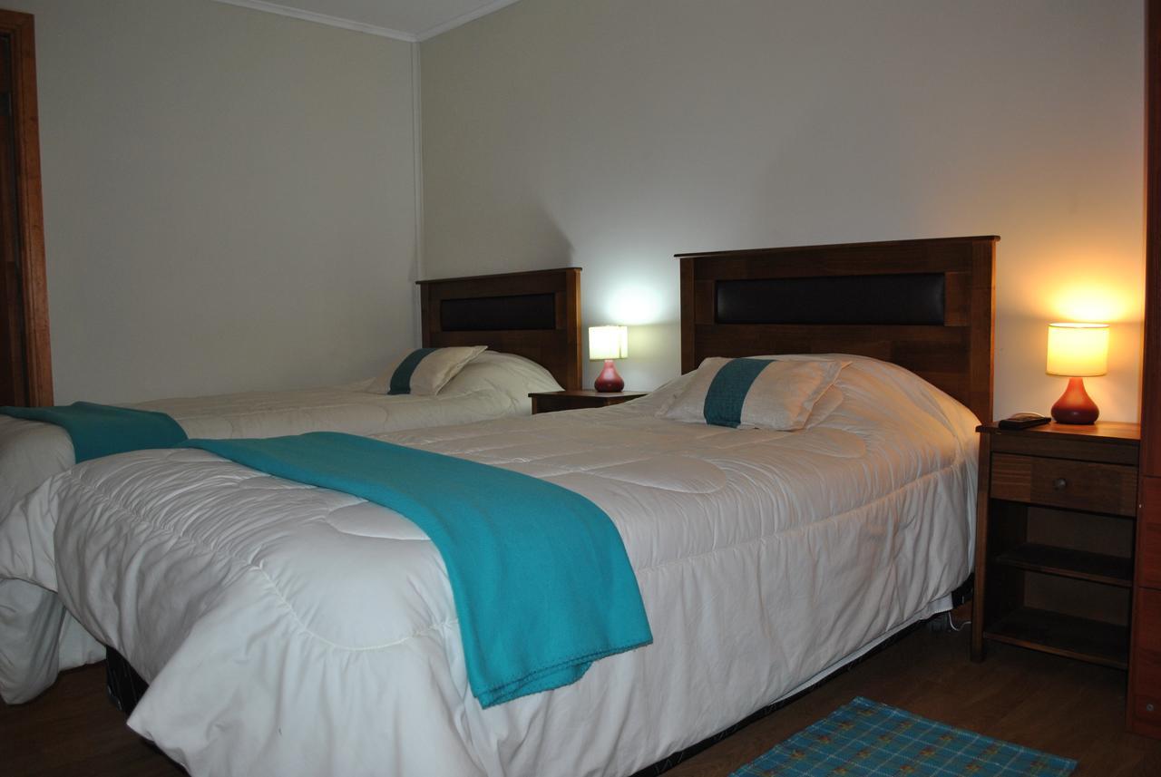 טמוקו Hostal Iros מראה חיצוני תמונה